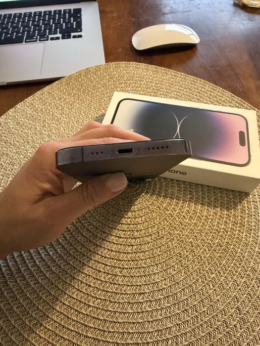 Iphone 14 Pro Purple