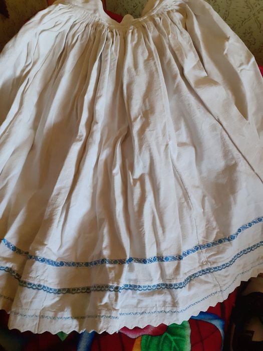 Costum popular autentic