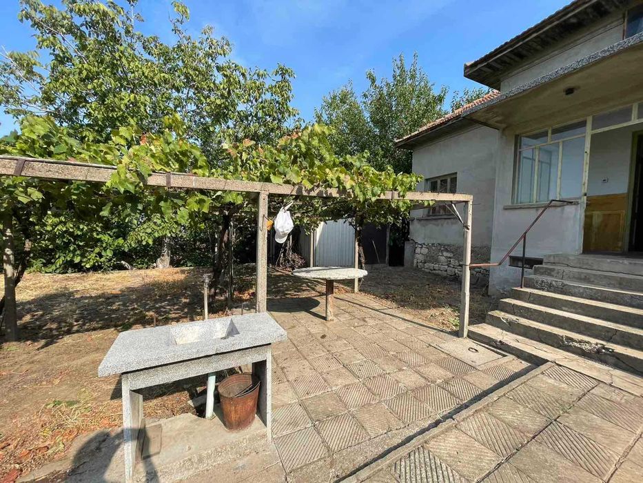 Продава се Къща в с. Сомовит, Област Плевен - 140 кв.м за 128 €/кв.м - Снимка #4