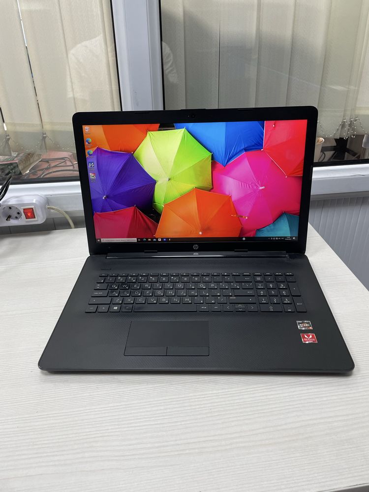Hp pavilion 17 Ryzen 3 ОЗУ 4гиг SSD 256gb быстрый большой экран
