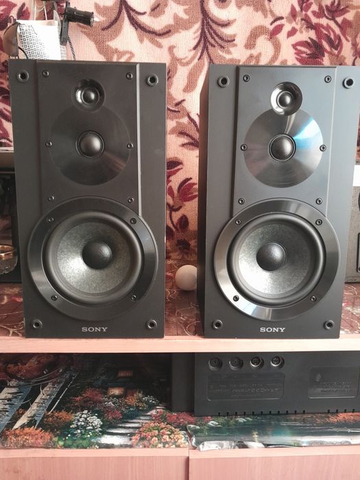 Продам 3 х полосные колонки Sony SS-CS 5.