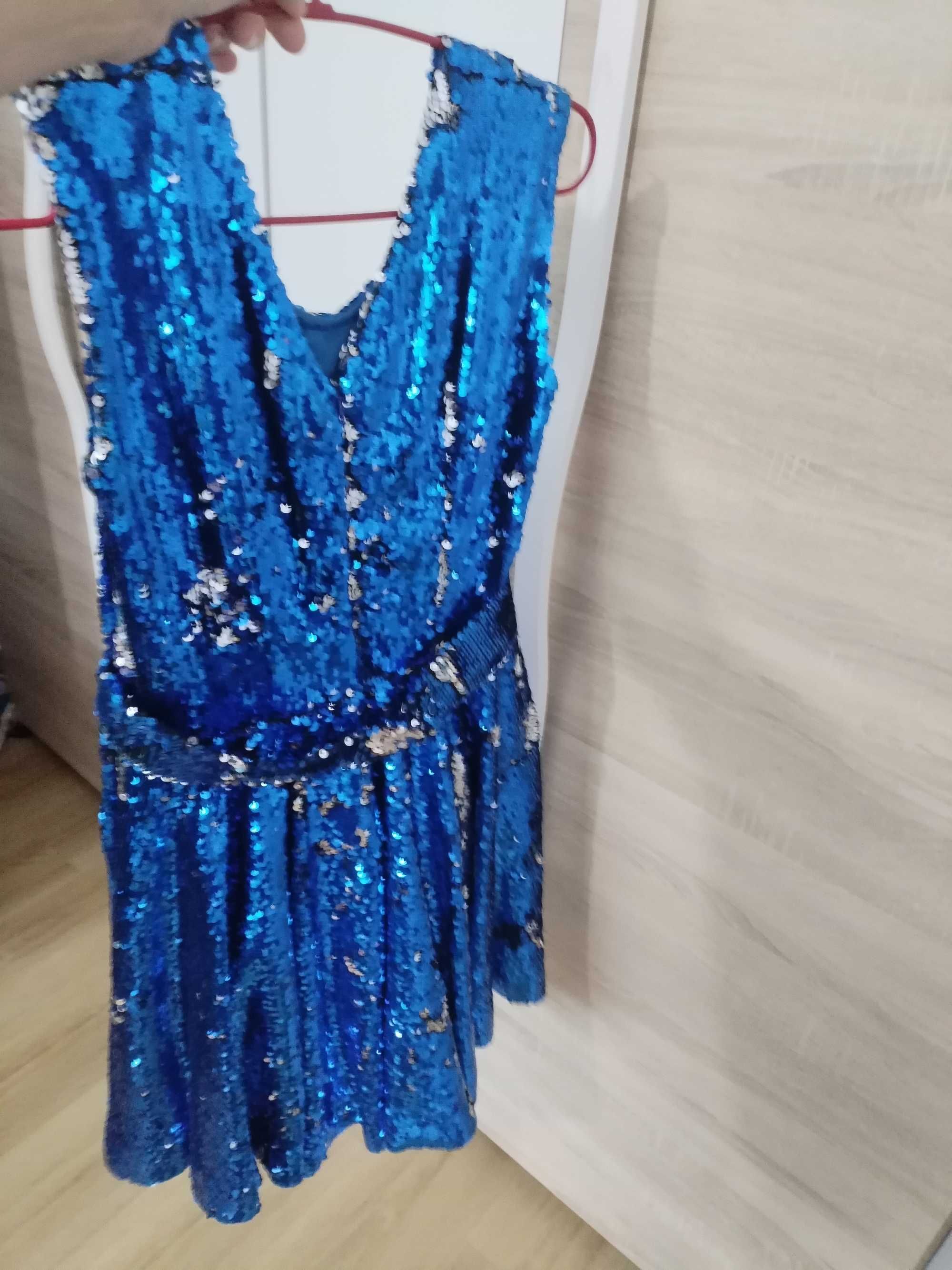 Rochie paiete albastra