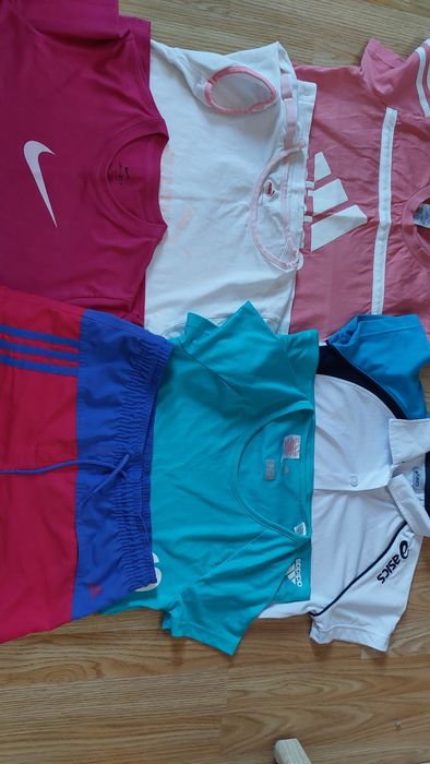Маркови тениски и къси панталони Adidas