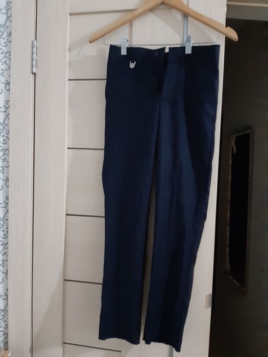 Брюки новые школьные Турция на 9 лет