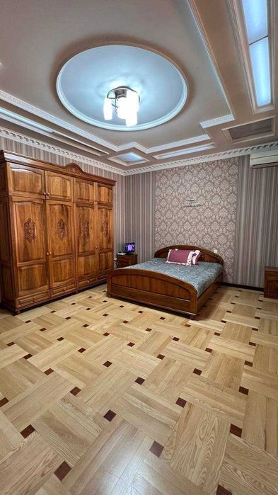 Продаётся дом на 6 сотках Центр Луначарского. Улица Темура Малика