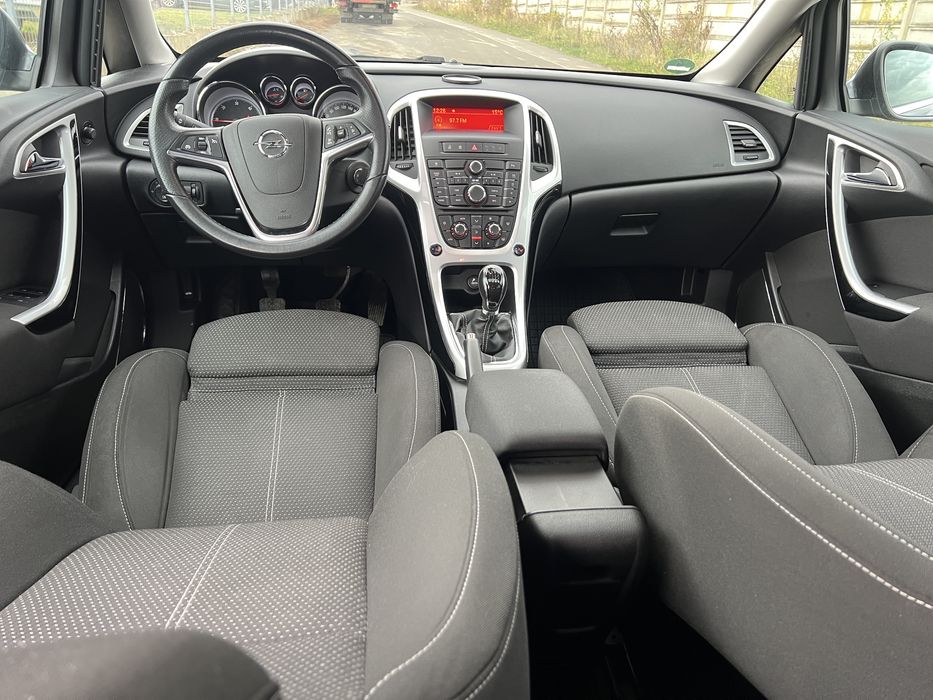 Opel Astra J • 1.7 Diesel • 2012