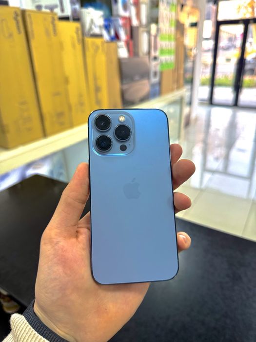Продам iPhone 13 Pro 1TB Sierra Blue