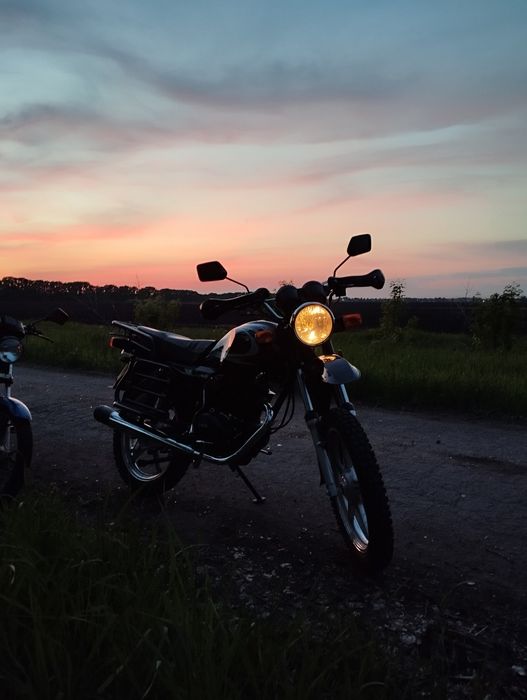 Продам мотоцикл Yaqi 200