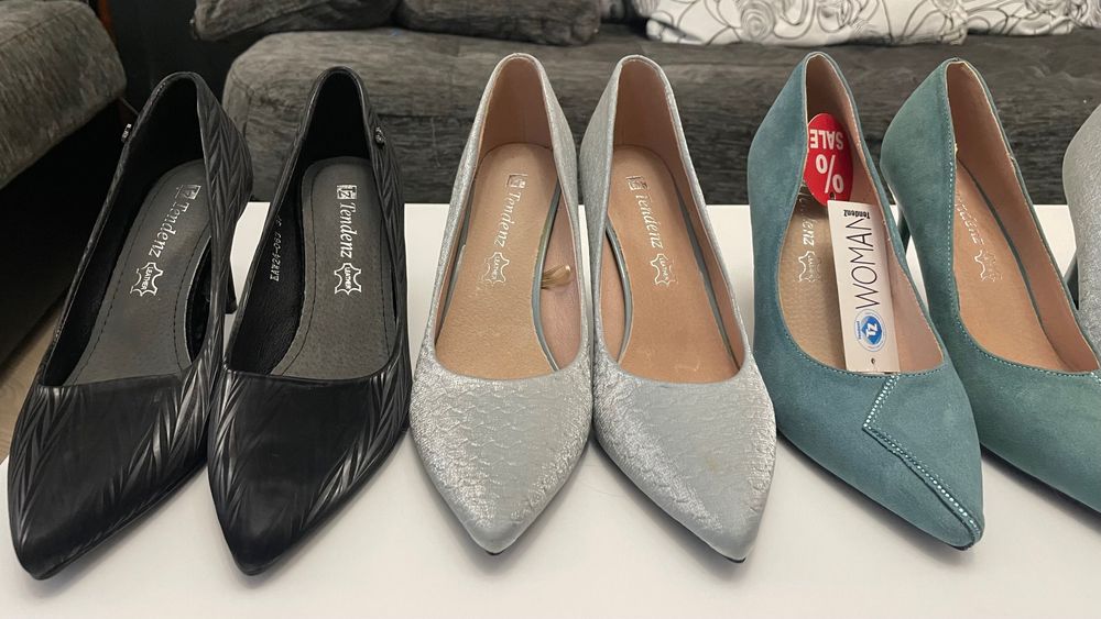 Обувки с висок ток