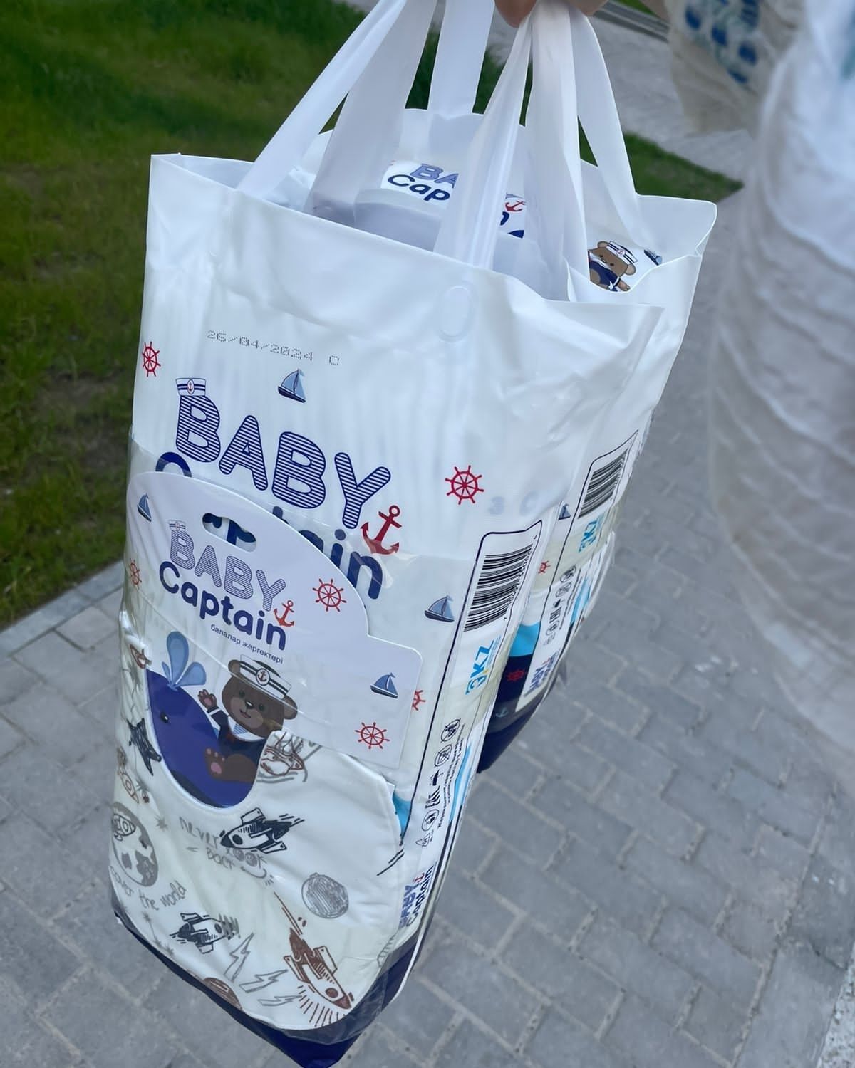 Captain baby подгузник.15 секунтда сіңді.Құрғақ,Жұқа,Ауа өтеді.