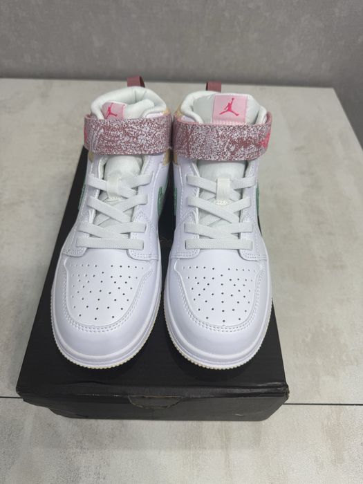 Кроссовки Nike 35 размер