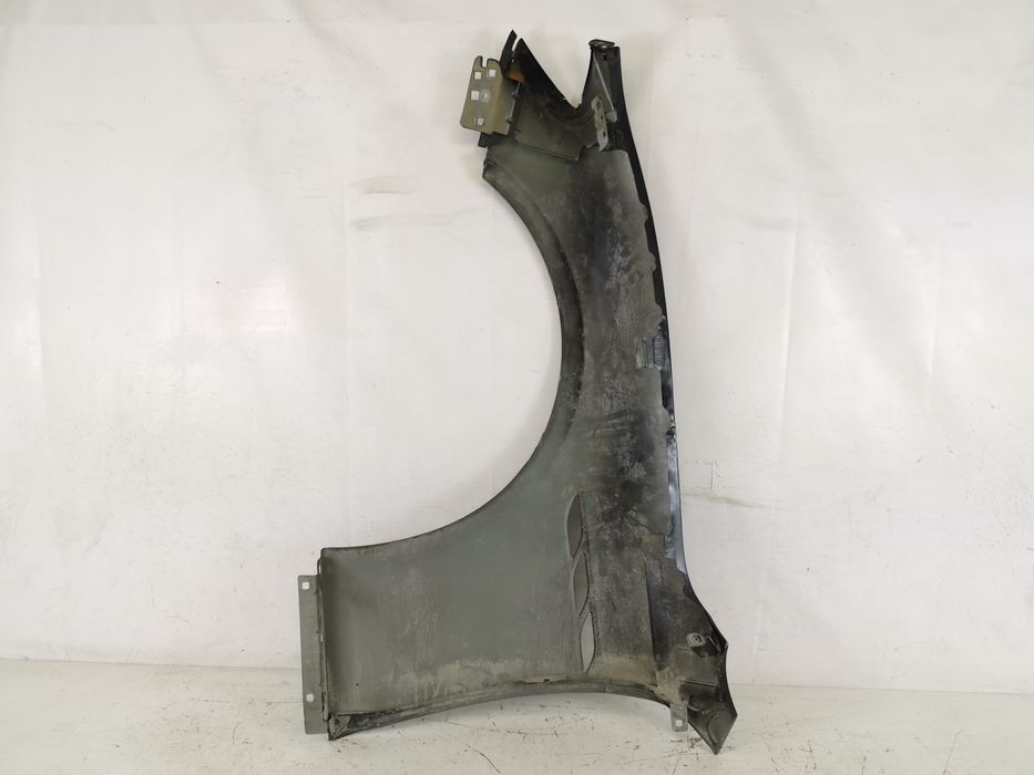 Дясно предно крило / Maserati Ghibli 3 [ , , , , , ] Оригинално