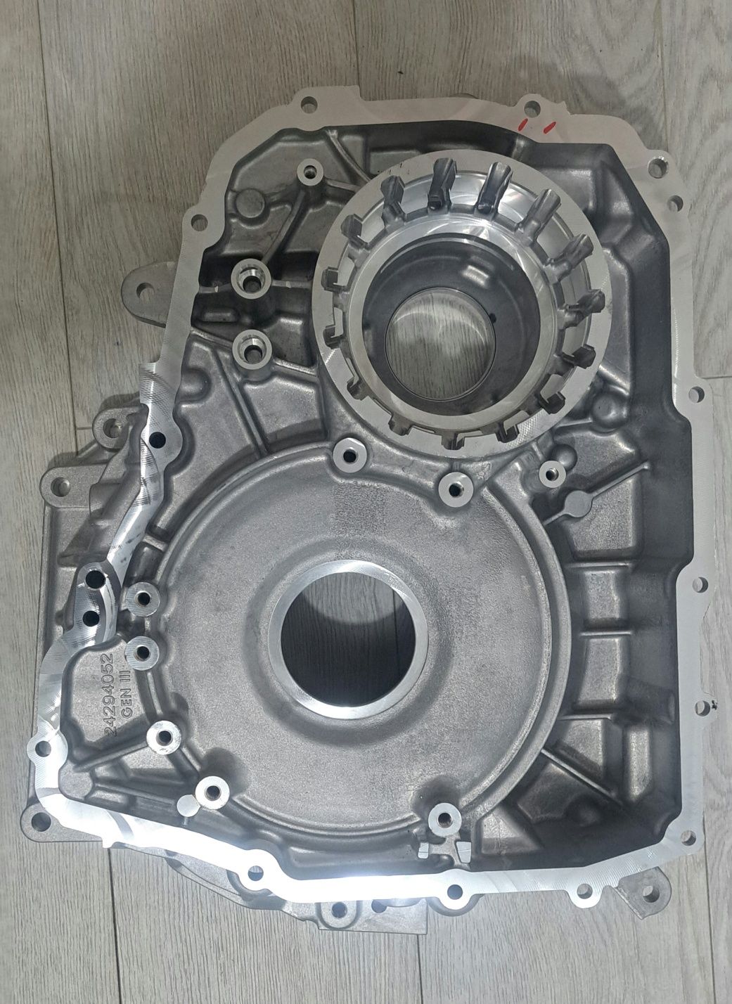 Avtomat  korobka korpus tracker 2,  Onix