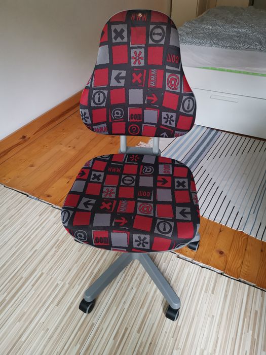 Детски стол/столче за бюро растящ с детето