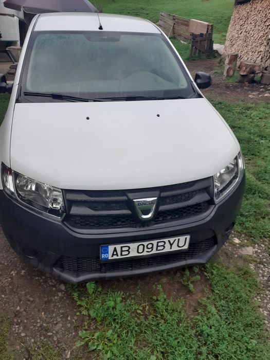 Logan 1.2 de vinzare