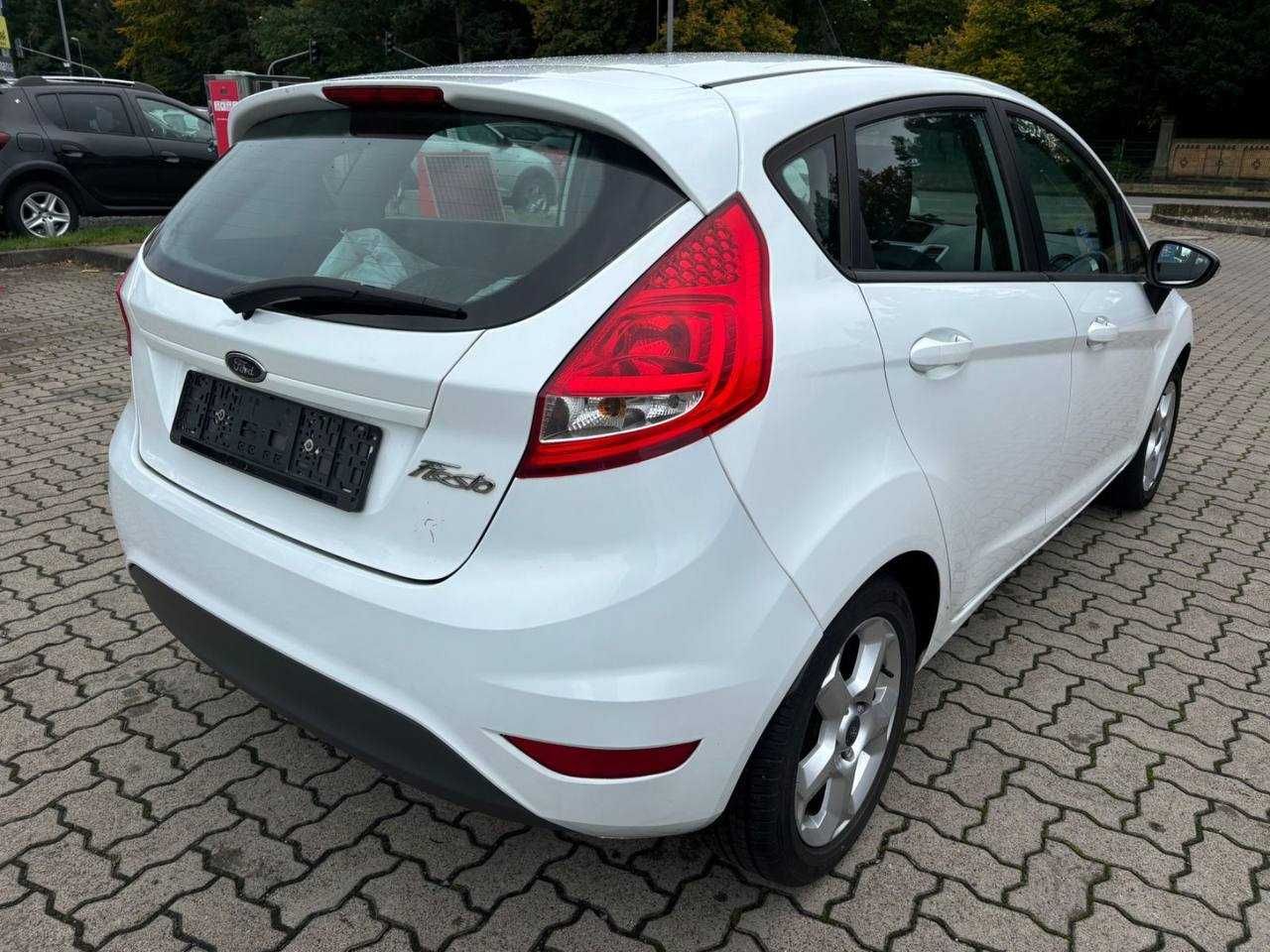 Ford Fiesta НА ЧАСТИ