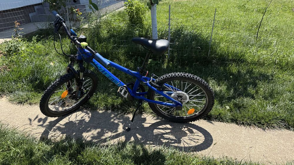 Bicicletă Mountain Bike – roți 20” – stare bună, ideală 6–10 ani