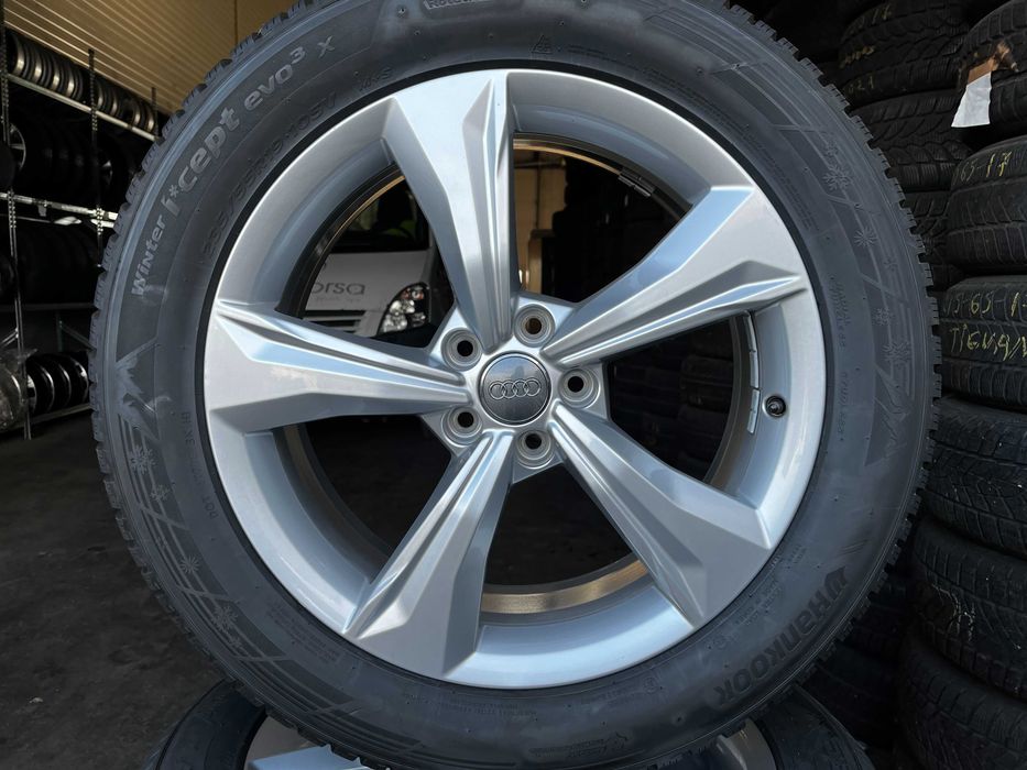 Set complet roti iarna Audi Q5 235 55 R 19 Hankook Winter i*cept Evo3