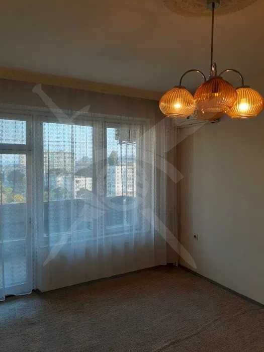 Дава се под наем Тристаен апартамент в Варна, Окръжна болница - 96 кв.м за 300 € - Снимка #1