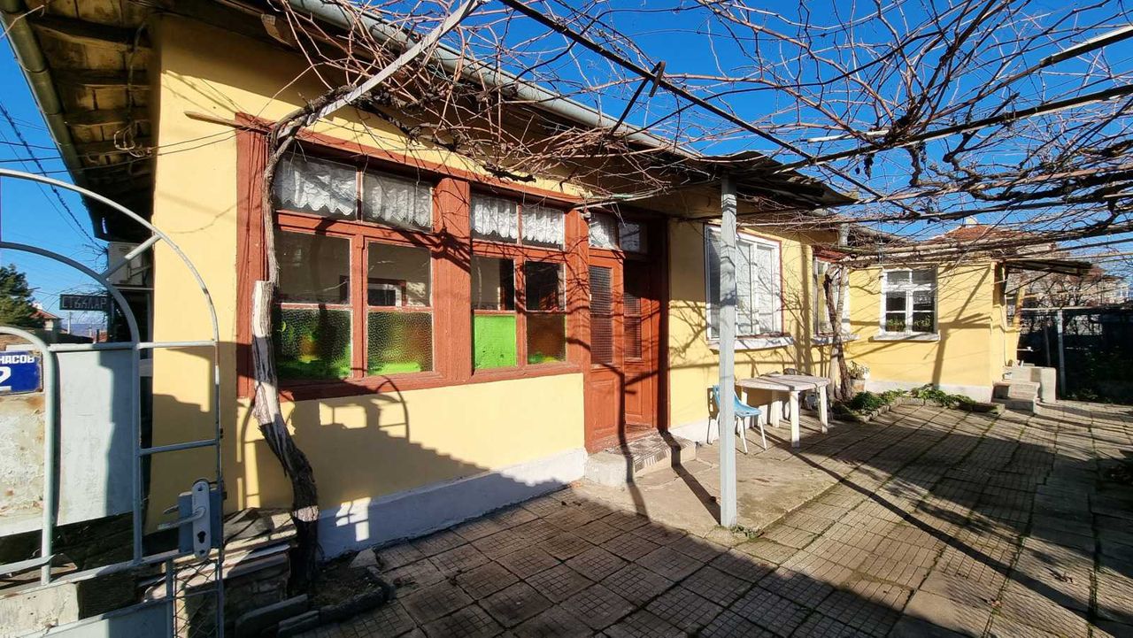 Продава се Къща в Карнобат - 164 кв.м за 305 €/кв.м - Снимка #6
