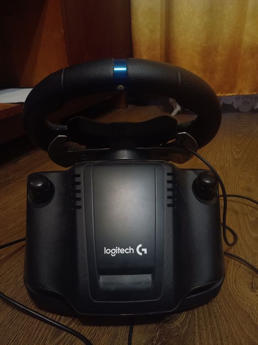 Volan Logitech g29 + Schimbator Thrustmaster
