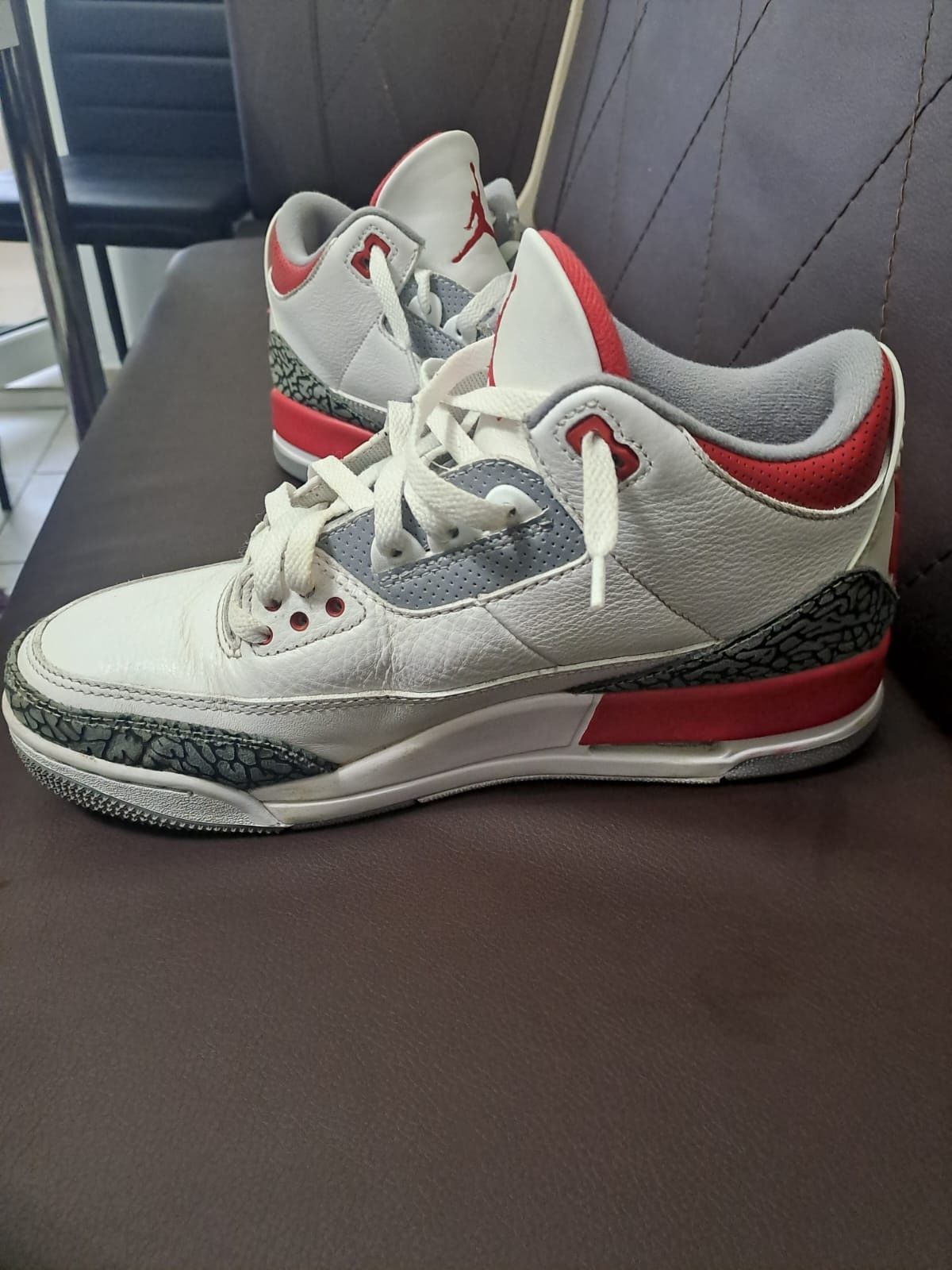 Jordan 3 fire red  43