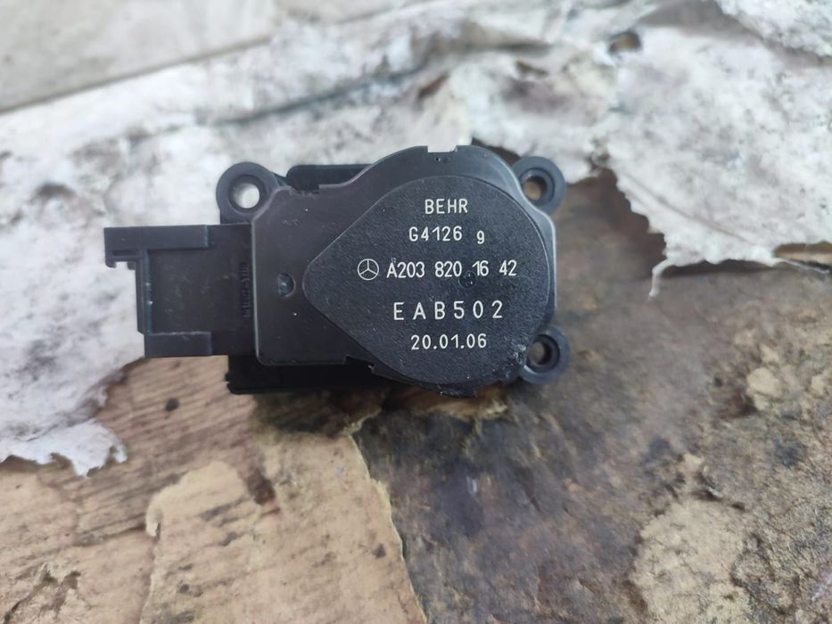 Motoras mixaj aer A2038201642 Mercedes-Benz C-Class W203/S203/CL203 [