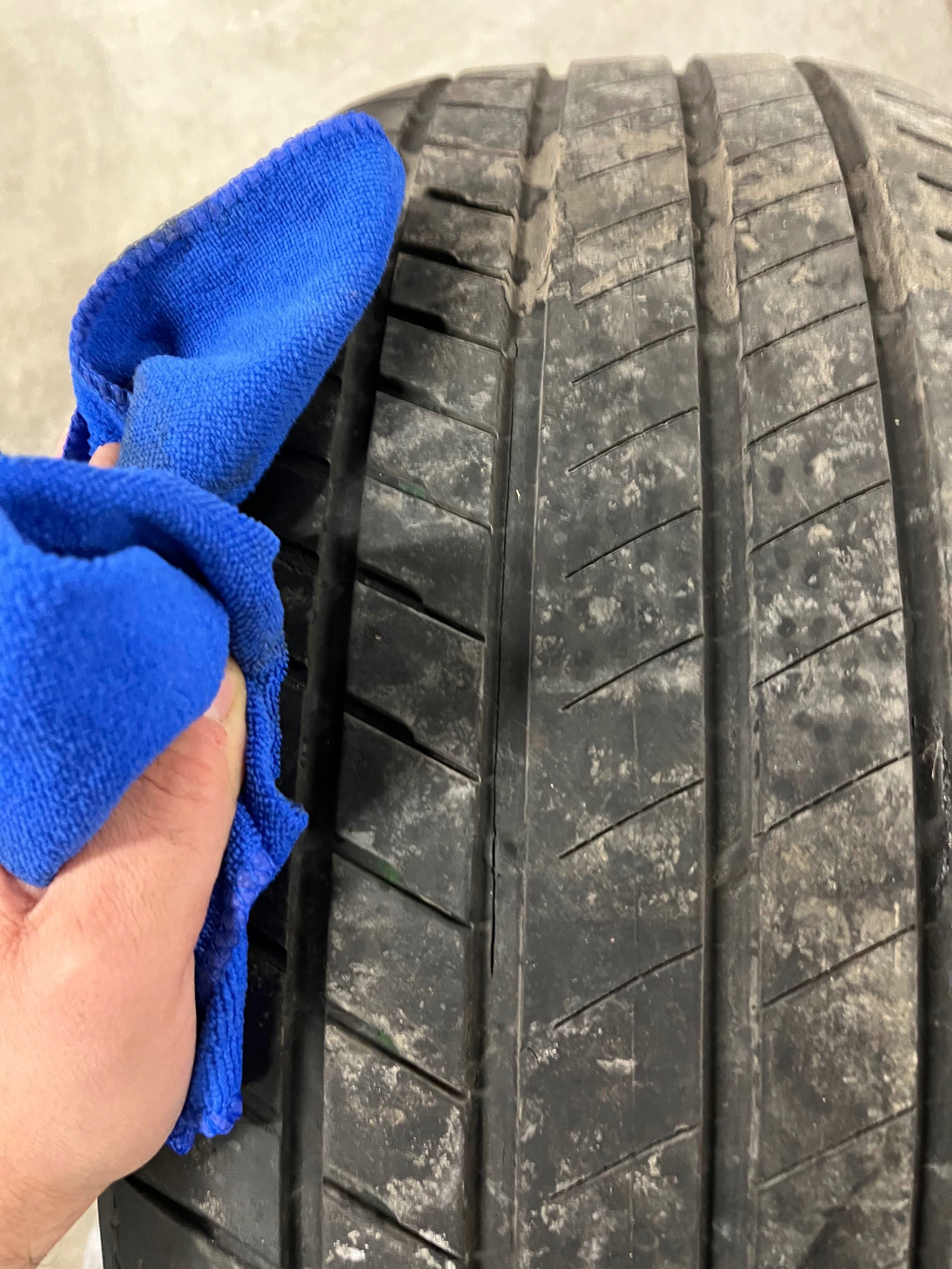 Гуми Bridgestone Alenza 245/50 R19 105W BMW