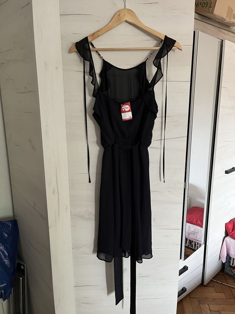 Rochie de ocazie scurta Morgan marime 40 noua fara eticheta