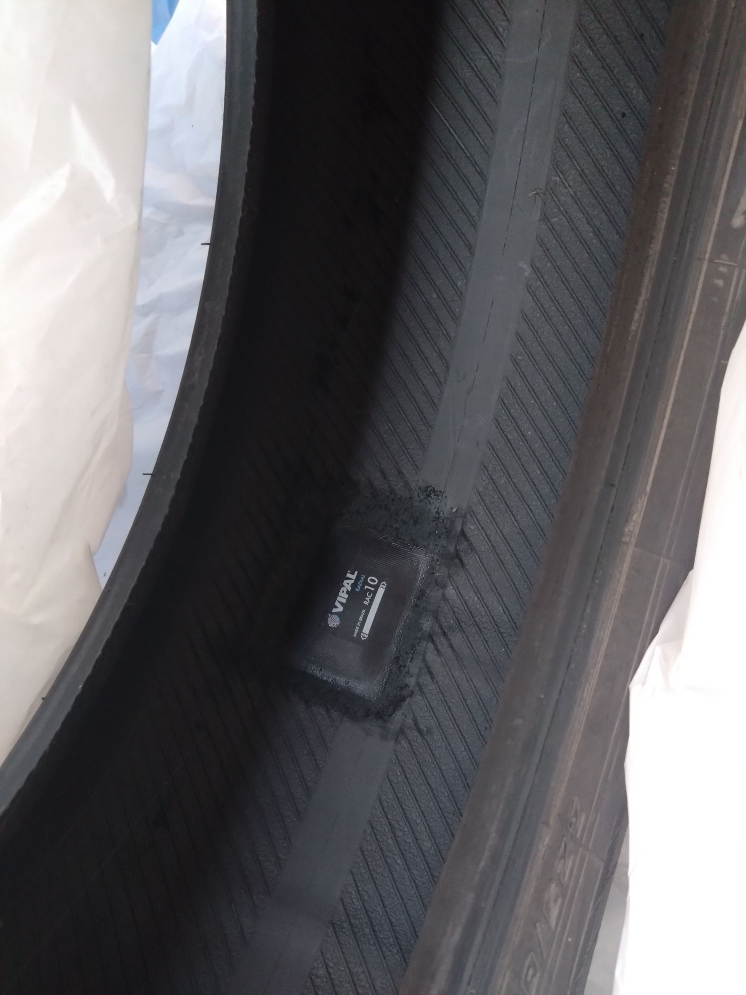 Продавам четири зимни гумиYokohama 225/55R17