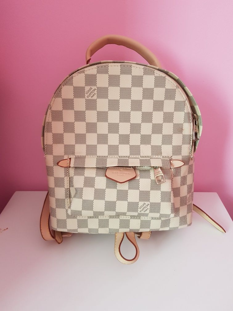 Раница Vuitton среден размер