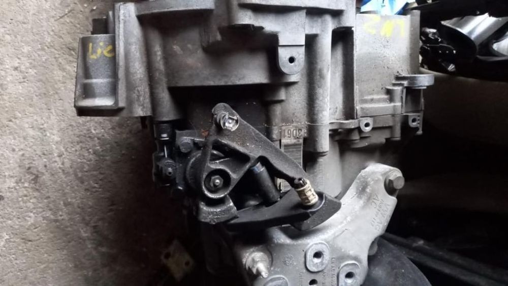 Cutie viteze VW Passat B7 2.0 TDI LNZ (6+1 trepte) START-STOP