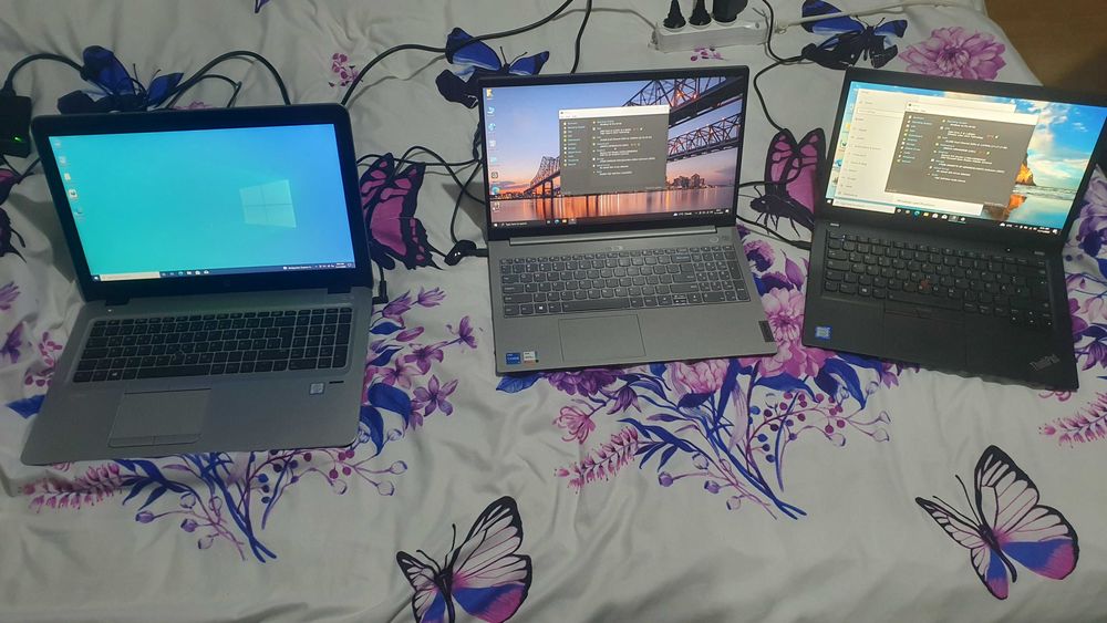 3 Laptopuri Lenovo I7, I5 generatiile 10 si 8