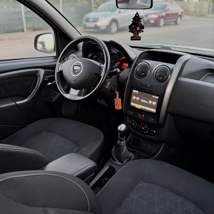 Dacia Duster  - 2015 - Euro 5 - 1.5 DCI - 110 CP 4x2