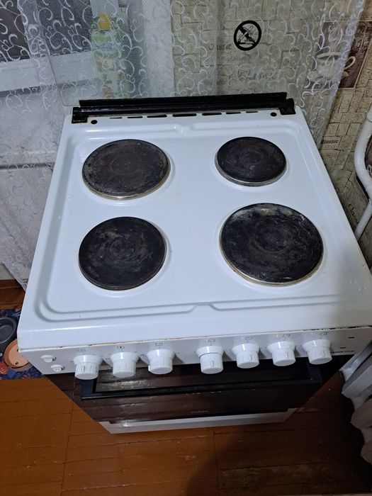 Продам электро плиту
