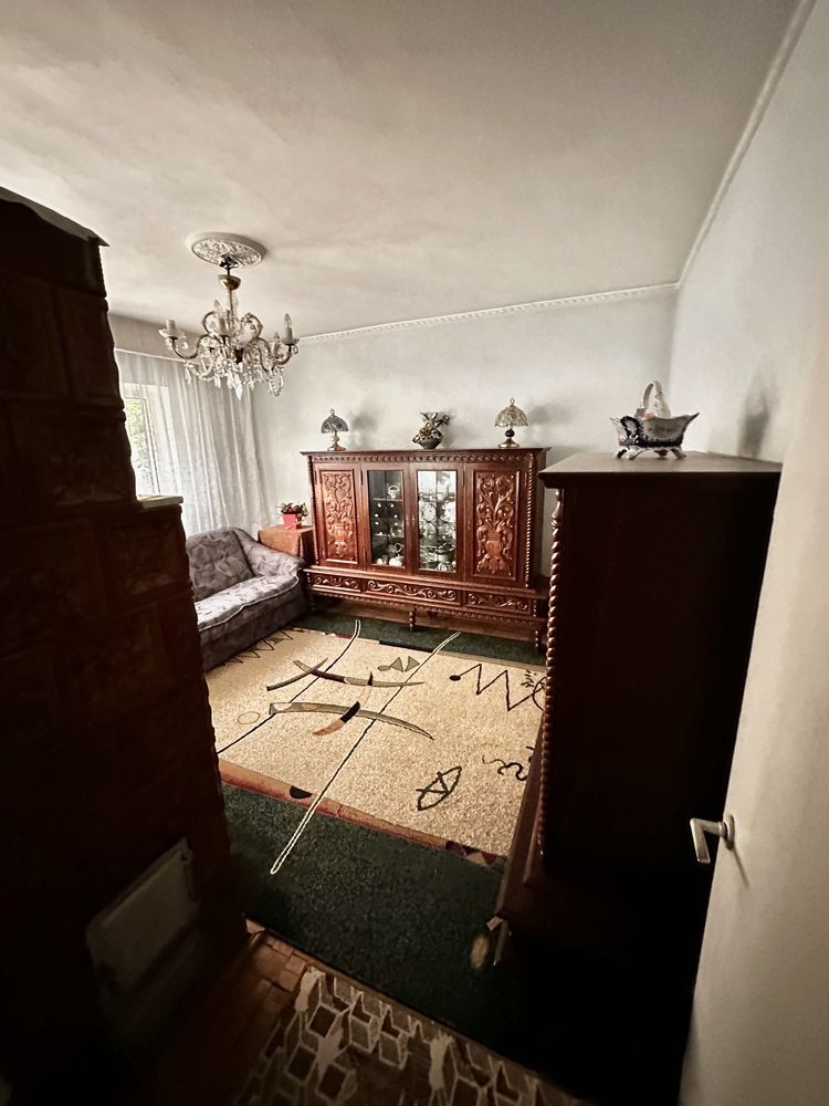 Vand apartament 4 camere in vila V11