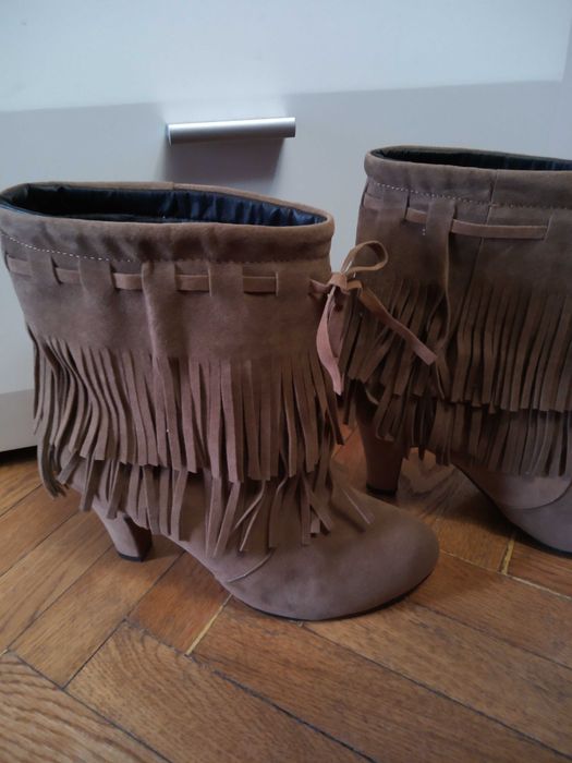 2 чифта нови боти номер 41