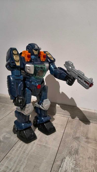 Robot de jucarie cu lumini si sunete One Two Fun, 30 cm