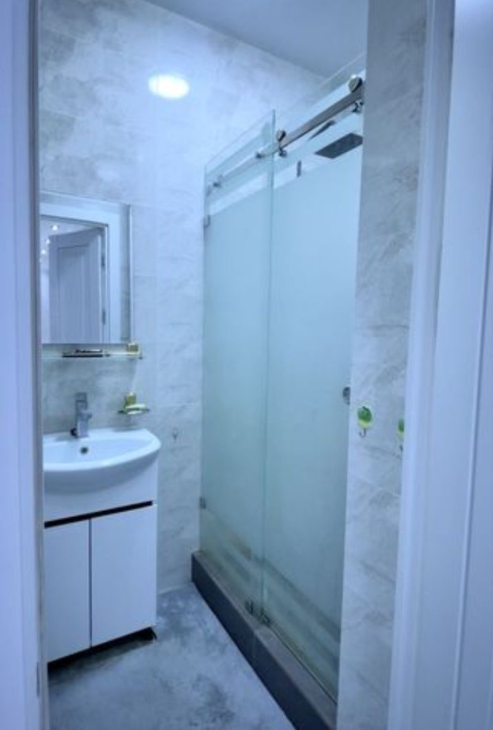 Arenda . Xadra 4 xonali kvartira ijaraga beriladi