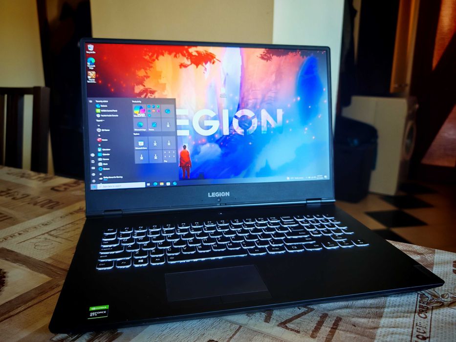 Laptop gaming Lenovo Legion y540/17 inch/i7-9750h/GTX 1650/960 gb SSD