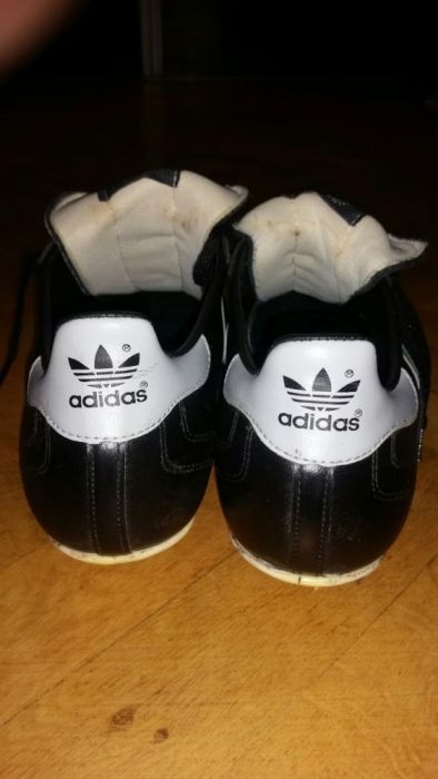 Ghete fotbal marca Adidas,anii 70