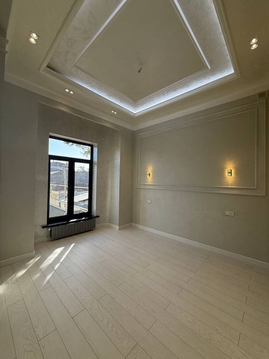 срочно продается Евродом циалковиский 2-соток 3-уровень 6-комнат 4-сан