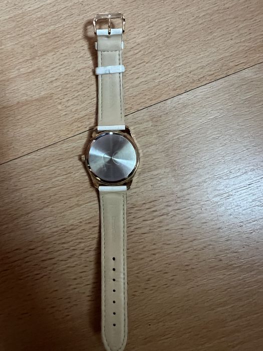 Дамски часовник Mebus