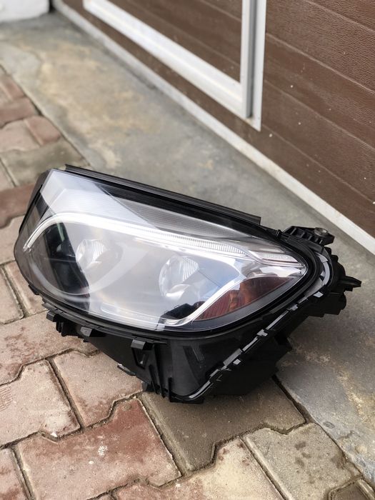 Far Stanga Full Led ILS Mercedes GLC w256