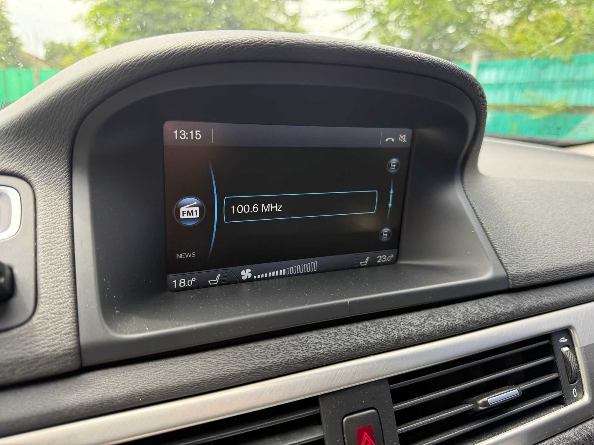 De vanzare VOLVO V 70