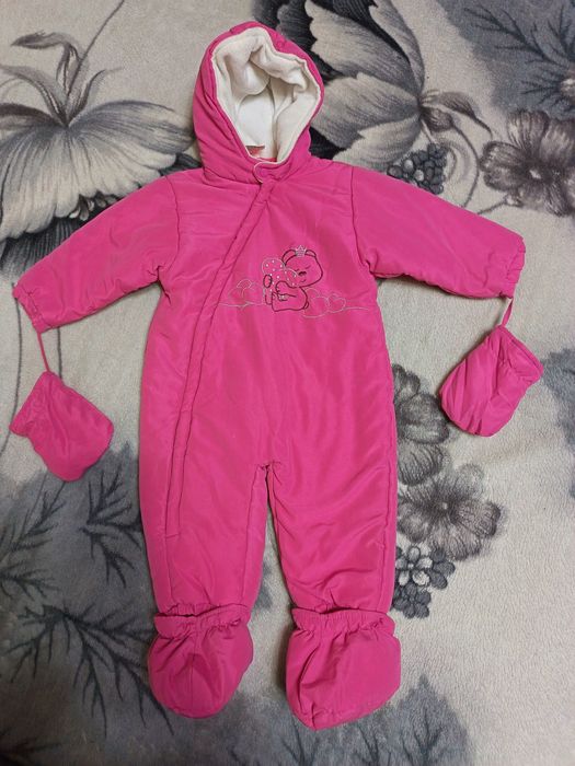 Тёплый комбинезон на девочку на 1 год