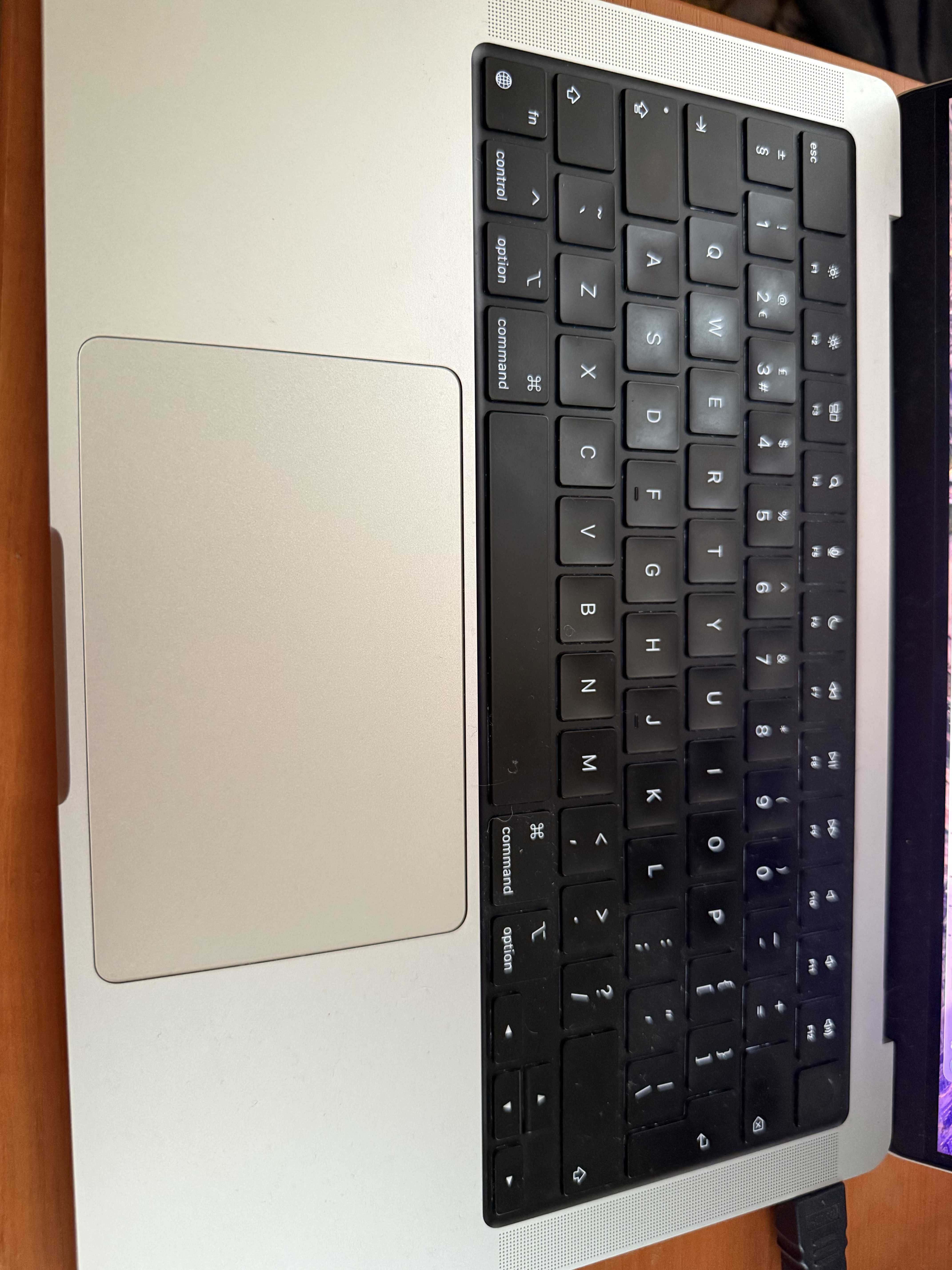Apple MacBook Pro 14" M1 Pro (2021) – 16GB / 512GB SSD