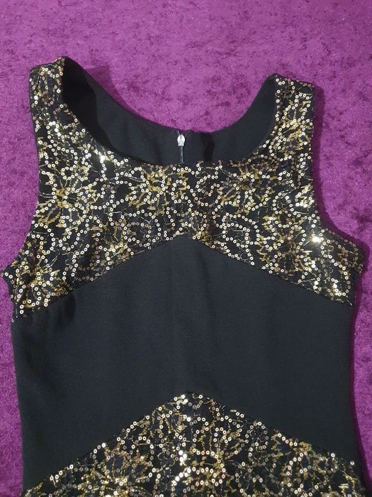 Рокля с пайети - размер S