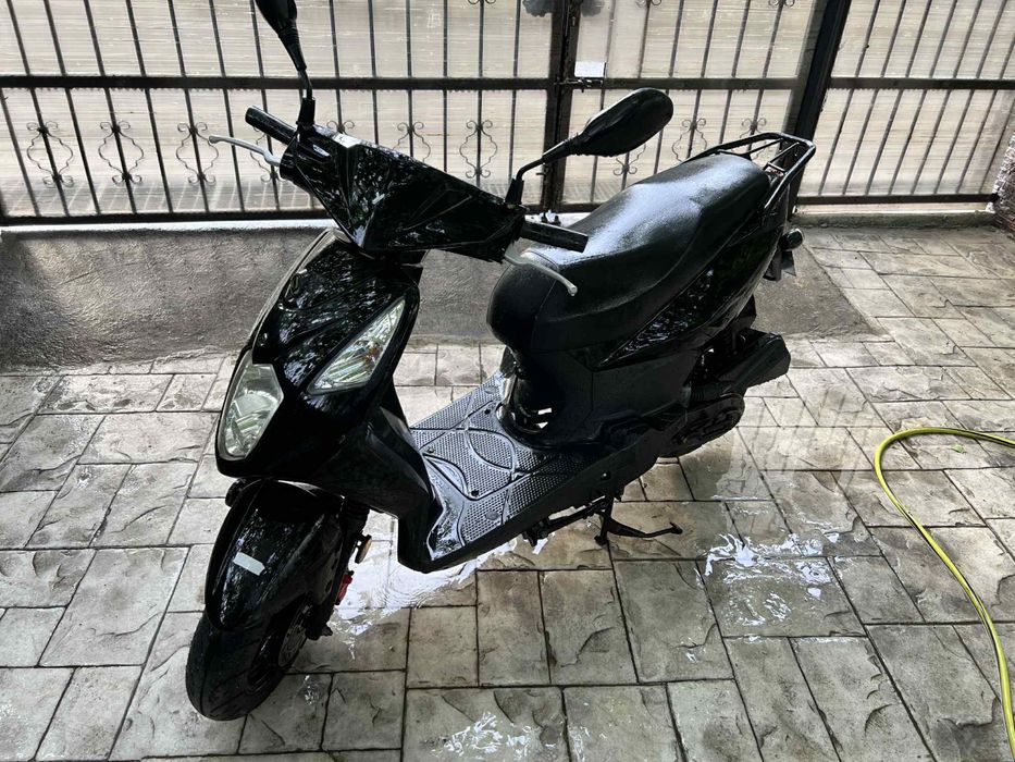Scuter de 49 2000km