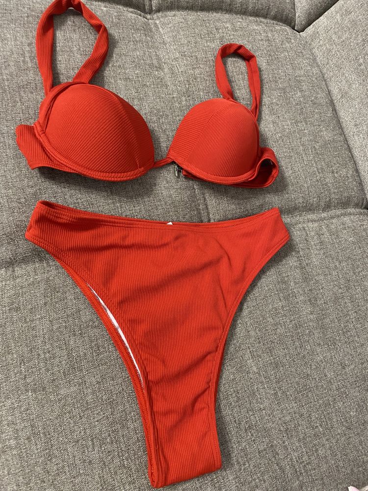 Costum de baie s-m